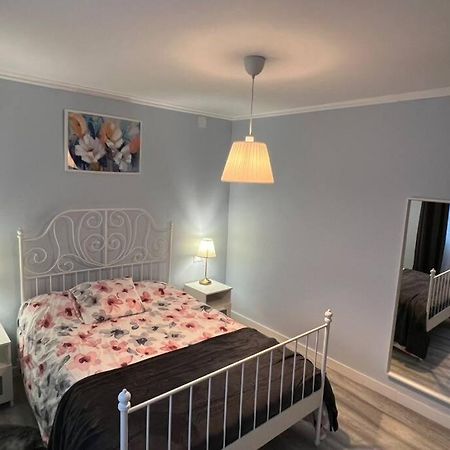 Apartamento Turistico Plaza III Монфорте-де-Лемос Екстер'єр фото