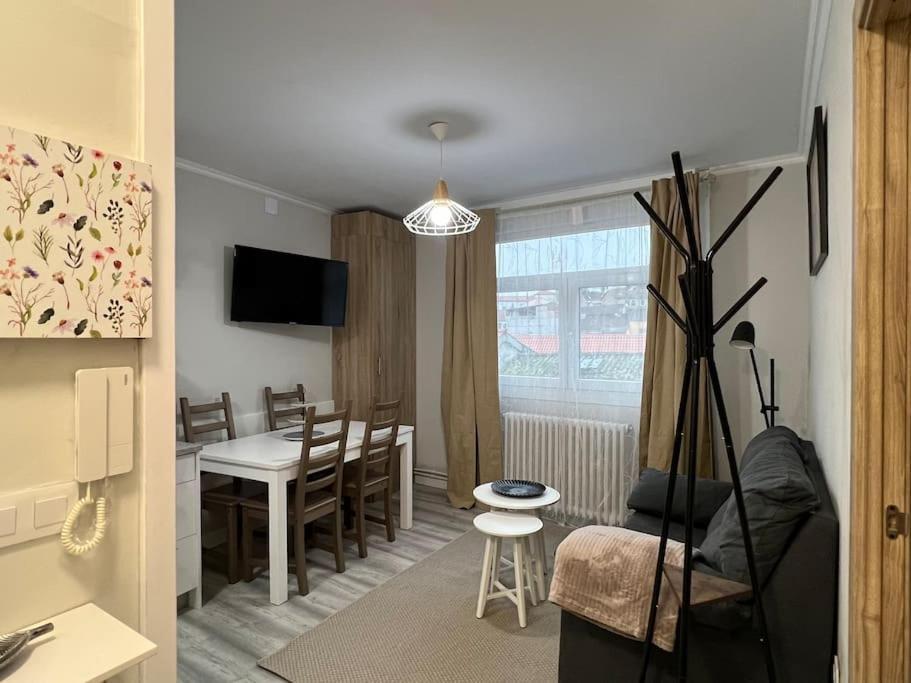 Apartamento Turistico Plaza III Монфорте-де-Лемос Екстер'єр фото