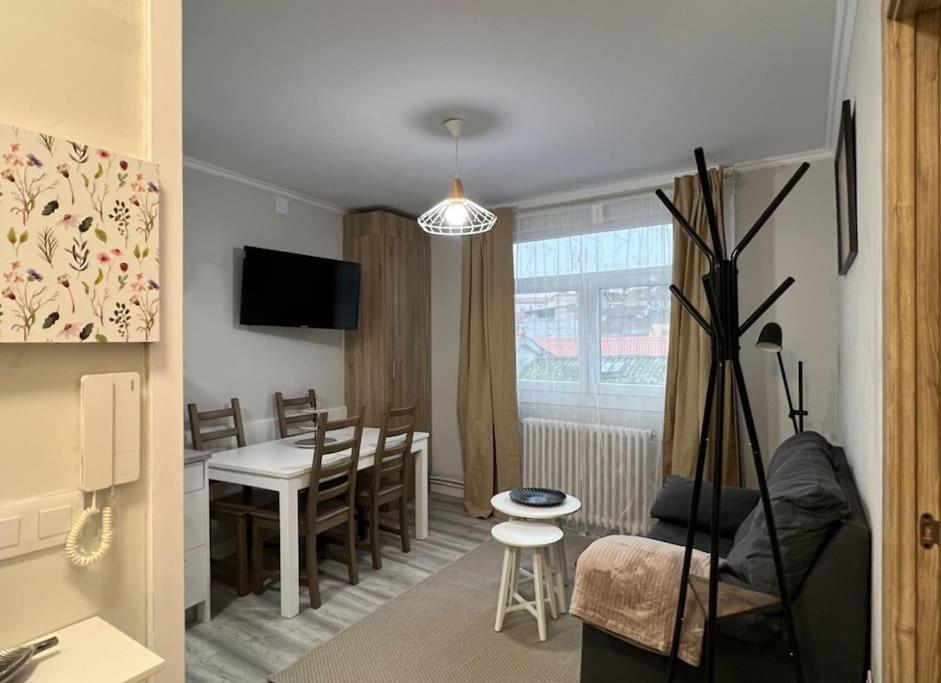 Apartamento Turistico Plaza III Монфорте-де-Лемос Екстер'єр фото